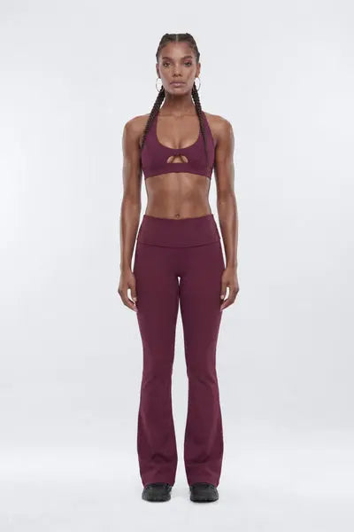 https://cdn.shopify.com/s/files/1/0293/9277/files/03-25-26_S9_PM_9_B12503SB0501_Merlot_JG_IM_17-42-12_34603-7_2__ES_ES_ES_SG_JA.jpg?v=1776121882&with=400&height=600