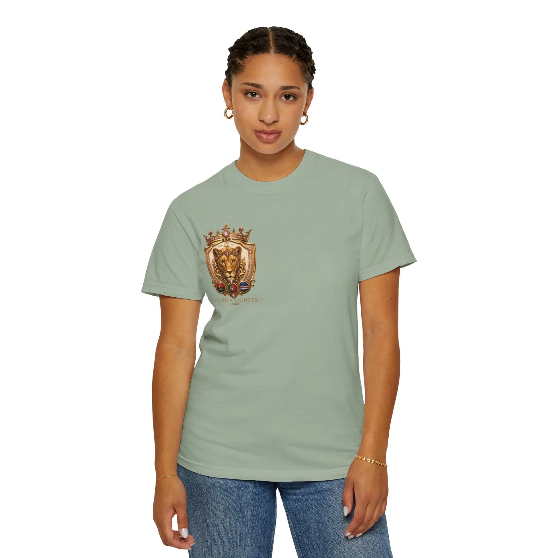 Lioness  T-shirt Printify