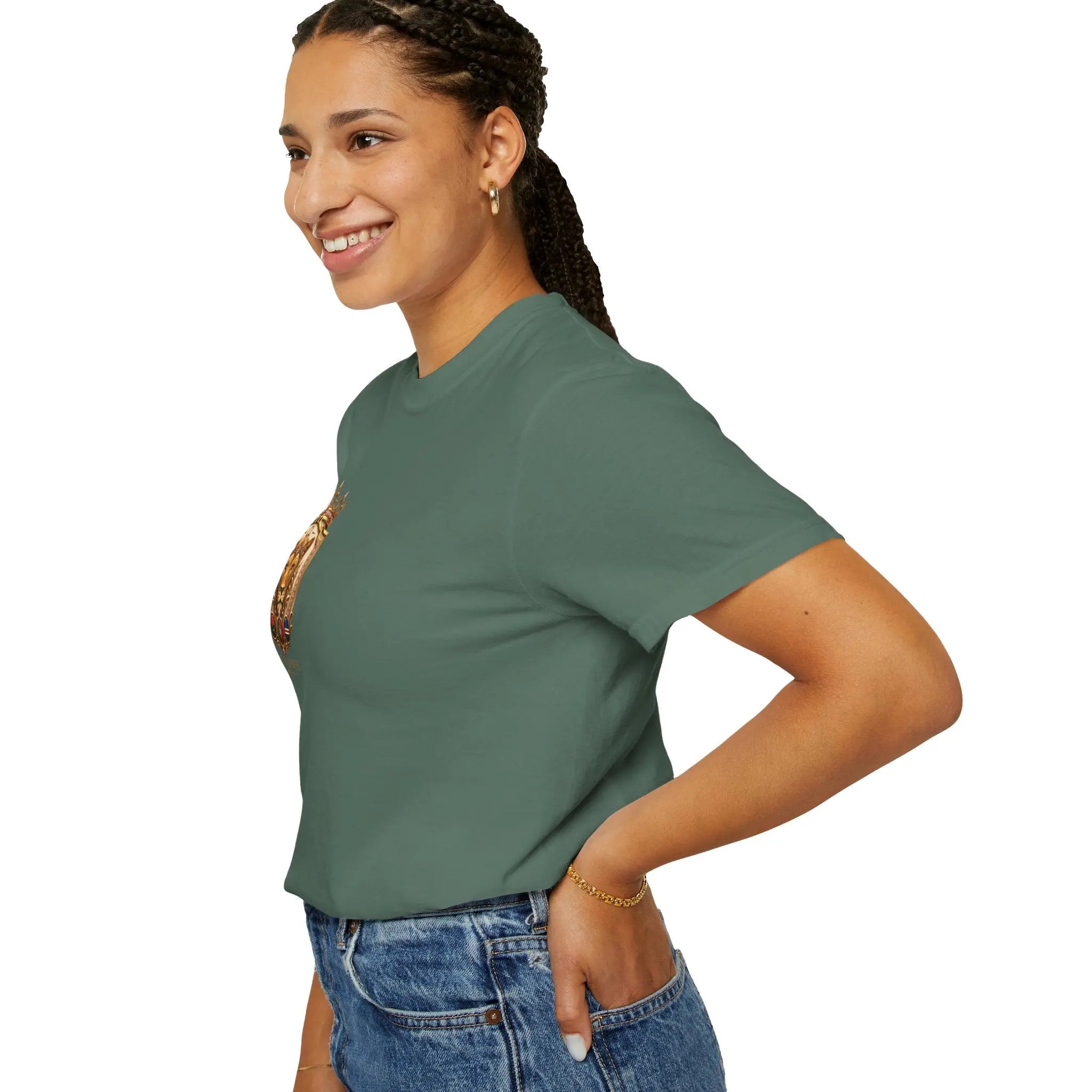 Lioness  T-shirt Printify