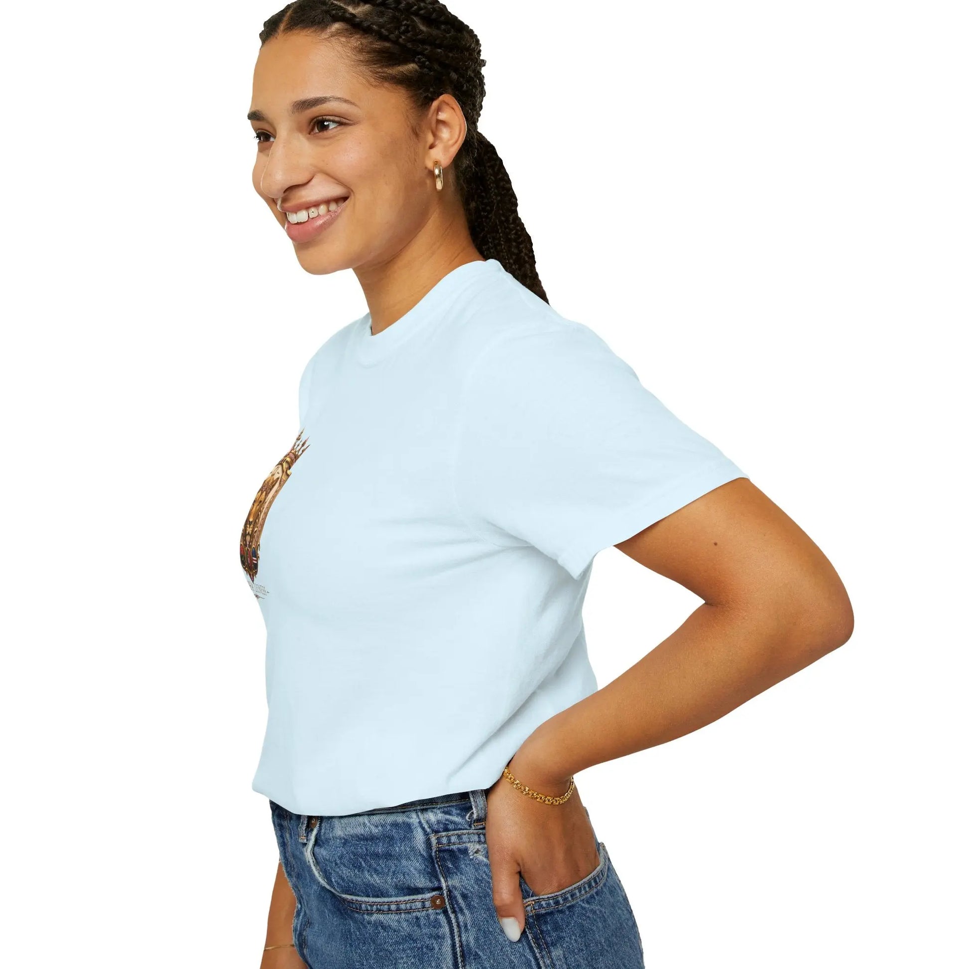 Lioness  T-shirt Printify